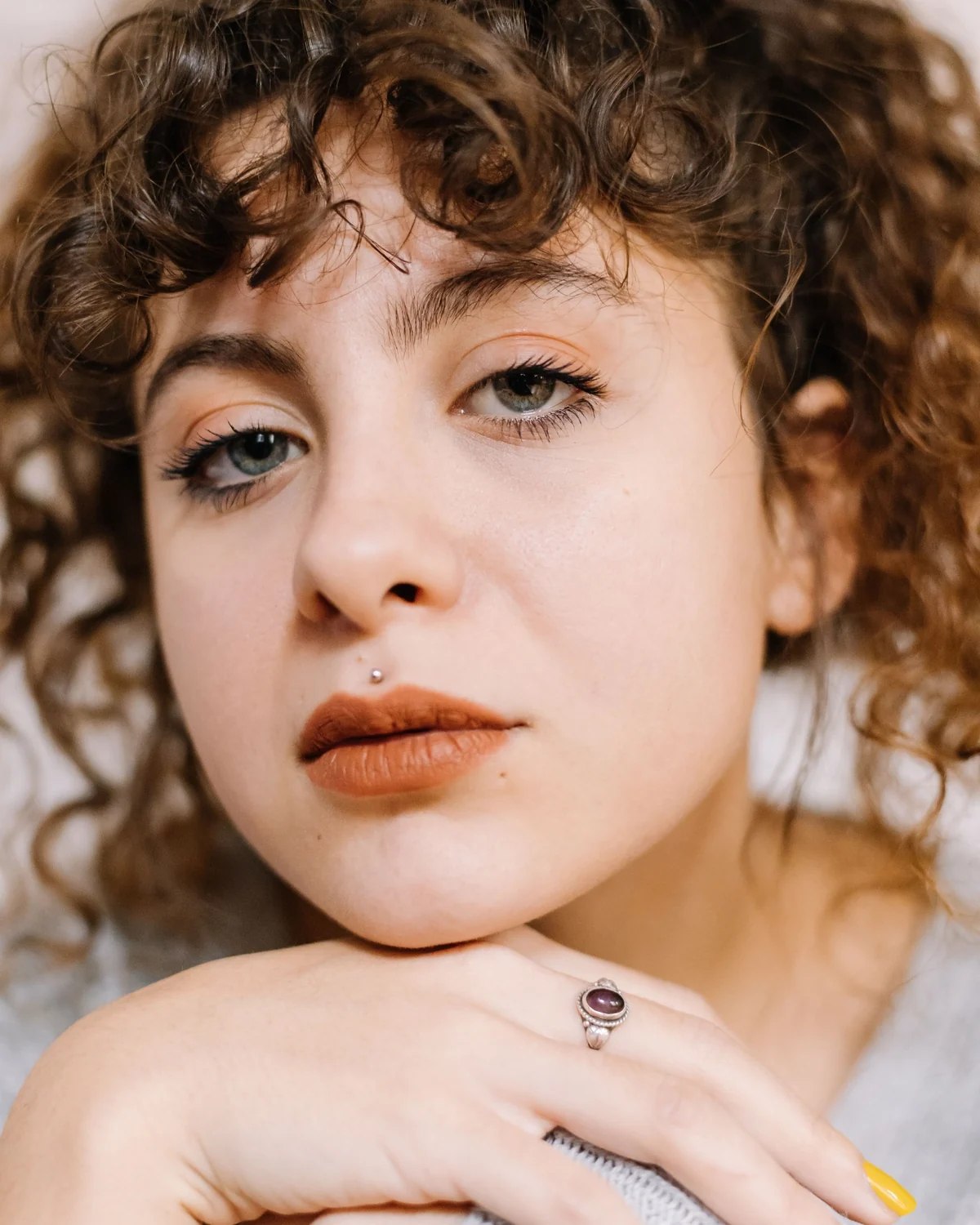 Labret piercing ved underlæben